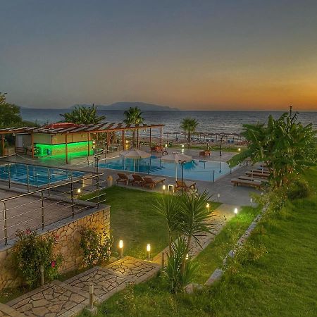 Ocean Hotel Resort Kastrosikia Extérieur photo