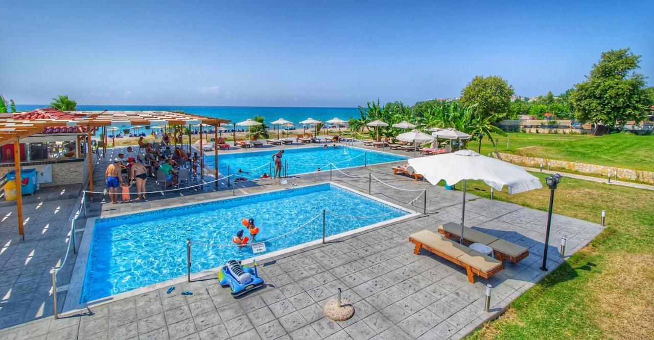 Ocean Hotel Resort Kastrosikia Extérieur photo